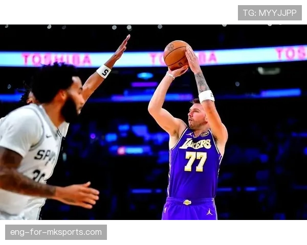 东契奇持球突破次数拉升，带动球队关键时刻得分爆发